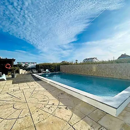 Hostel Alex Surf *