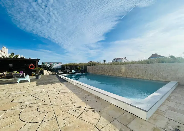 Alex Surf Albergue *